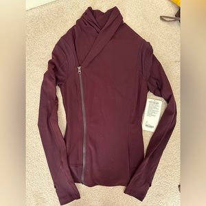 Lululemon Bhakti Yoga Jacket size 4 Bordeaux red